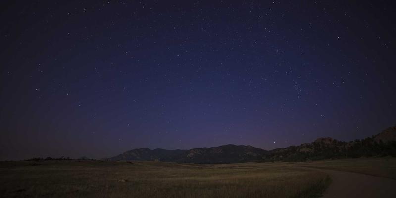 定制专属红木家具：与东莞东升红木设计师沟通的完整流程指南