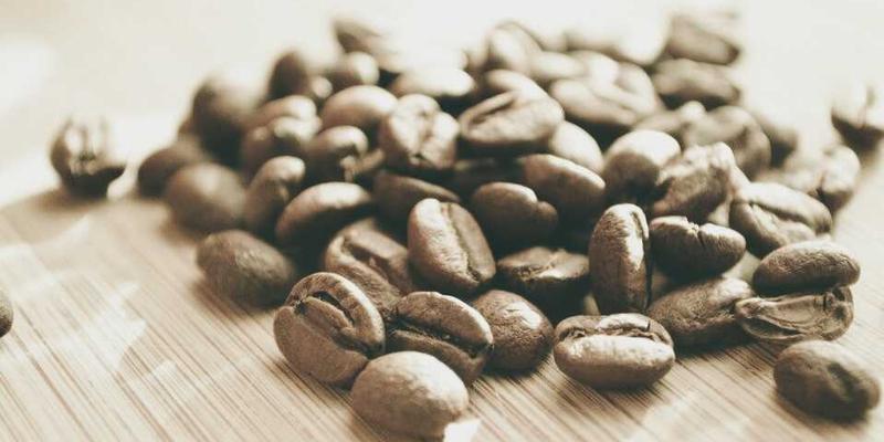 新中式家居风潮下，东莞东升红木家具如何与现代装修完美融合？